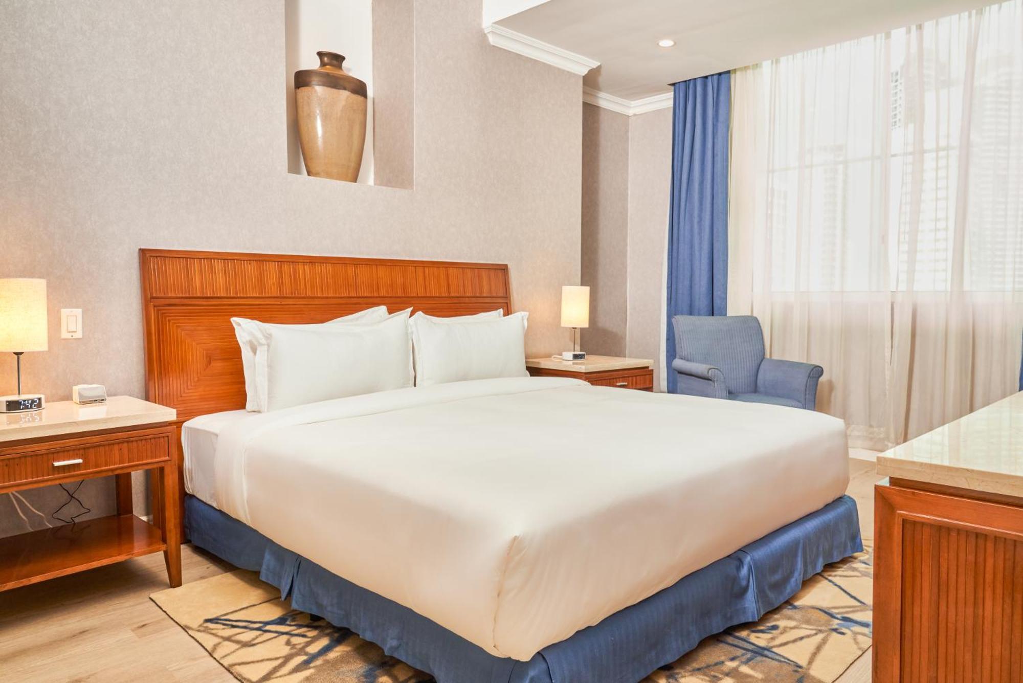 Waymore & Casino 5* Panama Stadt
